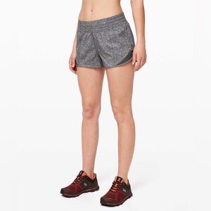 Lululemon Hotty Hot High Rise Short 2.5” Heather Lux Multi/Heathered Black Sz6